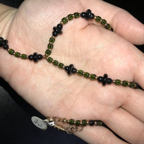 14 1/2" long Green and gold with Obsidian Y Necklace - Picture 6 of 6